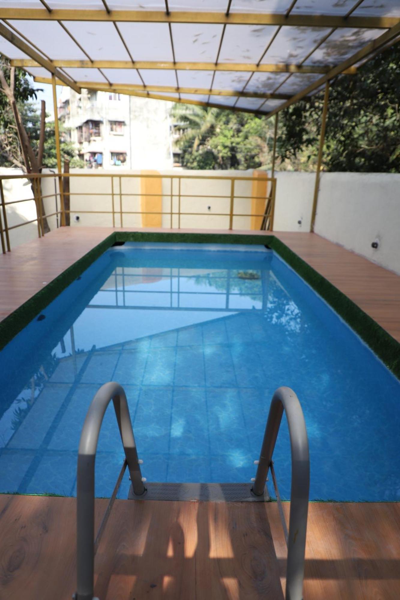 Hemharsh Holiday Home With Pool カルジャット エクステリア 写真